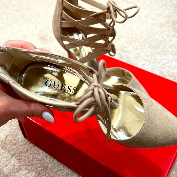 Guess shoes, Size 6 US. Color Nude. - Picture 4 of 5